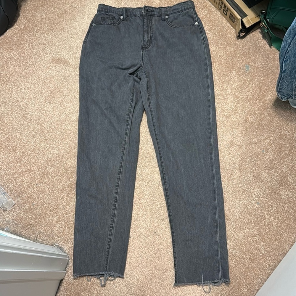 Universal threads boyfriend Jean size 4